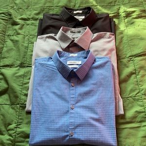 FINAL PRICE DROP 🤩 Bundle of 3 Calvin Klein XL EUC men’s button downs